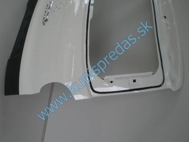 Kufrové dvere Fiat 500 L 